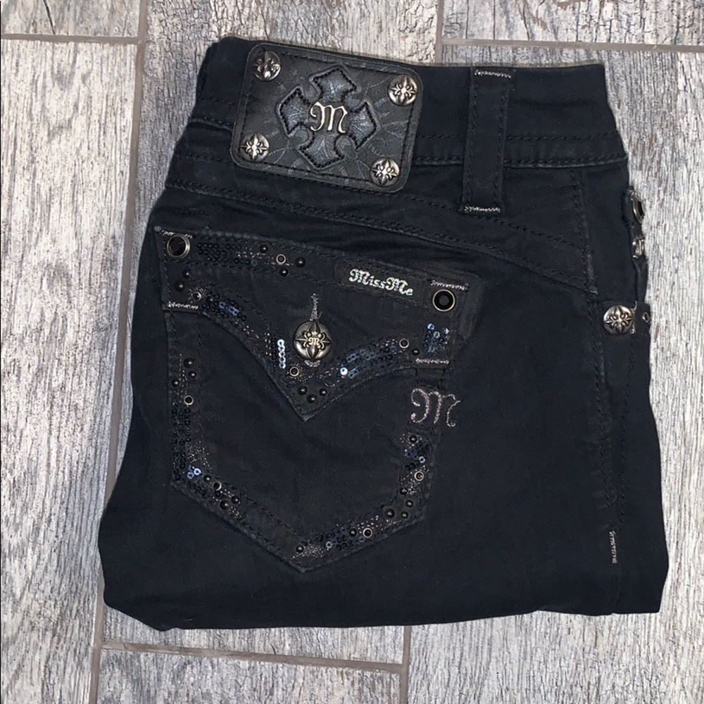 Miss Me skinny crop 27